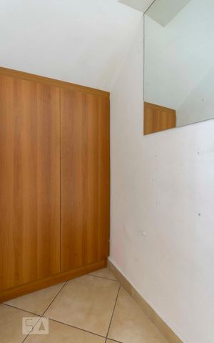 Casa à venda com 220m², 2 quartos e 1 vaga Casa à venda com 220m², 2 quartos e 1 vagaDespensa