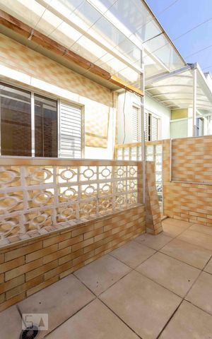 Casa à venda com 220m², 2 quartos e 1 vaga Casa à venda com 220m², 2 quartos e 1 vagaÁrea Externa