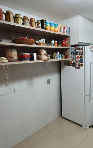 Apartamento à venda com 88m², 2 quartos e sem vaga Apartamento à venda com 88m², 2 quartos e sem vagaCozinha