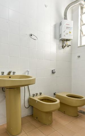 Apartamento à venda com 70m², 2 quartos e sem vagaBanheiro