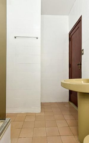 Apartamento à venda com 70m², 2 quartos e sem vagaBanheiro