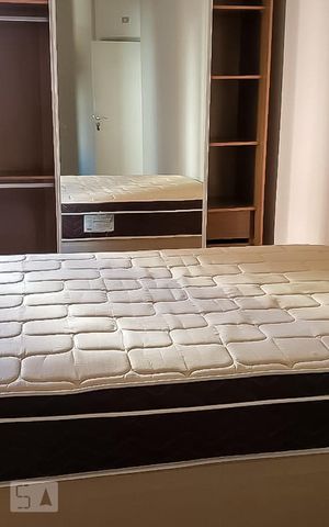 Studio à venda com 40m², 1 quarto e sem vaga Studio à venda com 40m², 1 quarto e sem vagaKitnet / Studio