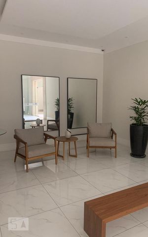 Apartamento para alugar com 160m², 3 quartos e 3 vagas Apartamento para alugar com 160m², 3 quartos e 3 vagasHall social