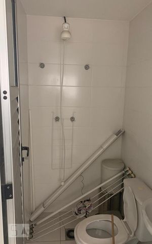 Apartamento para alugar com 160m², 3 quartos e 3 vagas Apartamento para alugar com 160m², 3 quartos e 3 vagasBanheiro de serviço