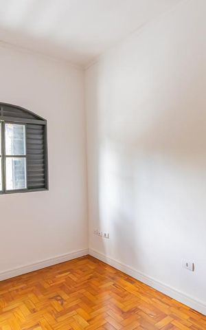 Casa à venda com 190m², 3 quartos e 2 vagas Casa à venda com 190m², 3 quartos e 2 vagasQuarto 1