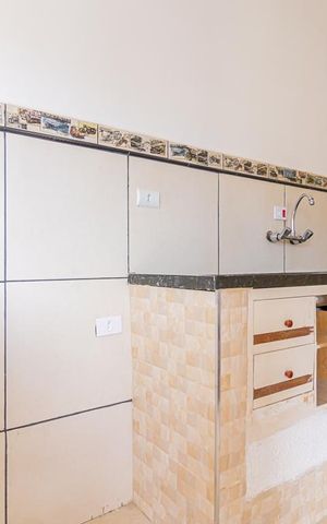 Casa à venda com 190m², 3 quartos e 2 vagas Casa à venda com 190m², 3 quartos e 2 vagasCozinha