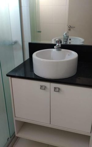 Apartamento à venda com 70m², 3 quartos e 1 vaga Apartamento à venda com 70m², 3 quartos e 1 vagaBanheiro