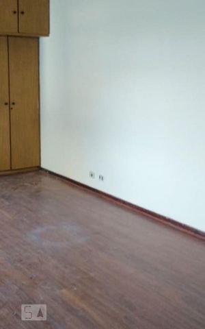 Casa à venda com 240m², 3 quartos e 2 vagas Casa à venda com 240m², 3 quartos e 2 vagasQuarto 3