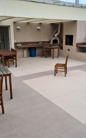 Apartamento à venda com 29m², 1 quarto e sem vaga Apartamento à venda com 29m², 1 quarto e sem vagaÁrea comum - Churrasqueira