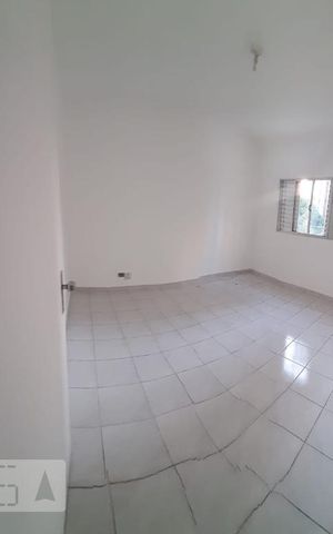 Casa à venda com 70m², 2 quartos e sem vagaQuarto
