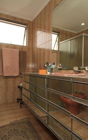 Apartamento à venda com 296m², 3 quartos e 2 vagasBanheiro