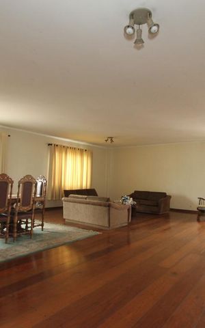 Apartamento à venda com 296m², 3 quartos e 2 vagasSala