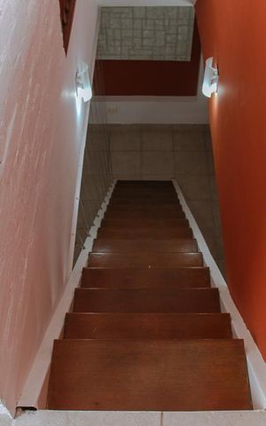 Apartamento à venda com 210m², 4 quartos e 2 vagasEscada