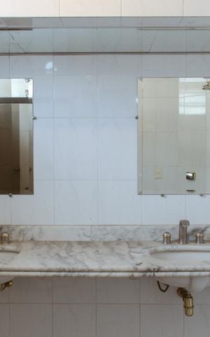 Apartamento à venda com 210m², 4 quartos e 2 vagasBanheiro da Suíte