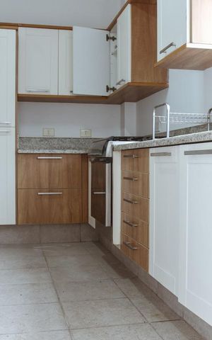 Apartamento à venda com 210m², 4 quartos e 2 vagasCozinha - Armários