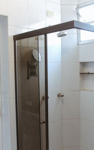 Apartamento à venda com 210m², 4 quartos e 2 vagasBanheiro da Suíte
