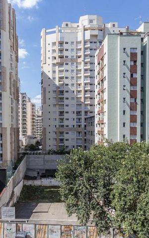Apartamento à venda com 40m², 1 quarto e 1 vaga Apartamento à venda com 40m², 1 quarto e 1 vagaVista da sala