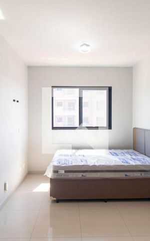 Studio para alugar com 20m², 1 quarto e sem vaga Studio para alugar com 20m², 1 quarto e sem vagaSala/Quarto