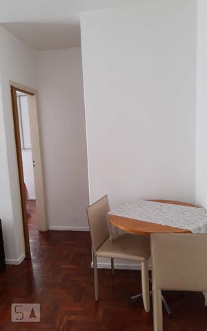 Apartamento à venda com 50m², 1 quarto e 1 vaga Apartamento à venda com 50m², 1 quarto e 1 vagaSala