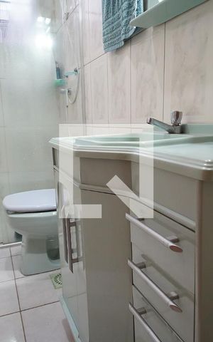 Casa à venda com 144m², 4 quartos e 4 vagasBanheiro 3