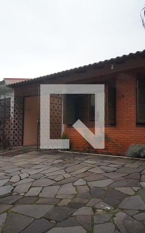 Casa à venda com 144m², 4 quartos e 4 vagasFachada