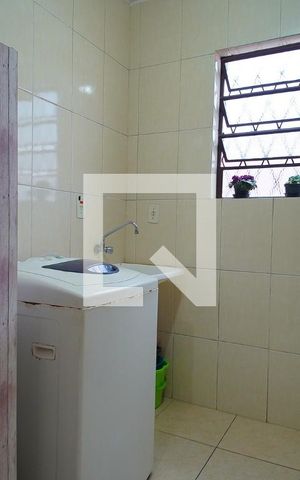 Casa à venda com 144m², 4 quartos e 4 vagasLavanderia