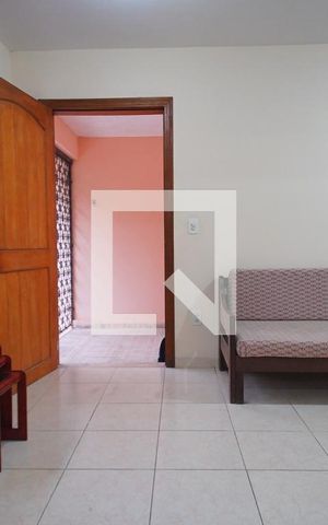 Casa à venda com 144m², 4 quartos e 4 vagasSala