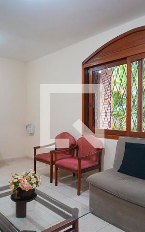 Casa à venda com 144m², 4 quartos e 4 vagasSala