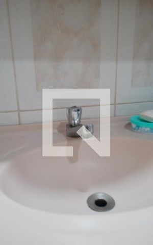 Casa à venda com 144m², 4 quartos e 4 vagasBanheiro 2