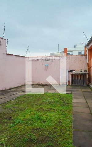Casa à venda com 144m², 4 quartos e 4 vagasPátio