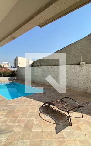 Apartamento à venda com 71m², 3 quartos e 1 vagaÁrea comum - Piscina