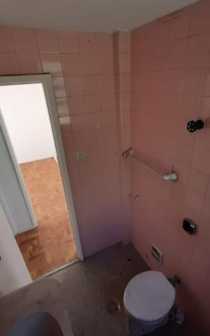 Apartamento à venda com 63m², 2 quartos e sem vaga Apartamento à venda com 63m², 2 quartos e sem vagaBanheiro