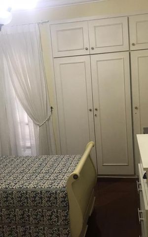 Casa à venda com 700m², 4 quartos e 3 vagas Casa à venda com 700m², 4 quartos e 3 vagasQuarto