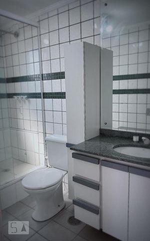 Apartamento à venda com 80m², 3 quartos e 2 vagasBanheiro