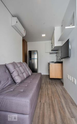 Apartamento para alugar com 15m², 1 quarto e sem vaga Apartamento para alugar com 15m², 1 quarto e sem vagaStudio