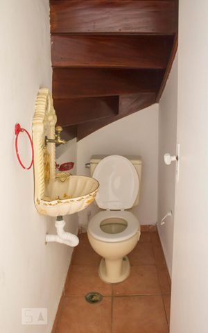 Casa para alugar com 200m², 3 quartos e 1 vagaLavabo