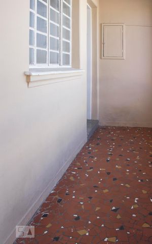 Casa para alugar com 200m², 3 quartos e 1 vagaCorredor