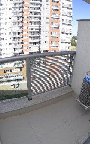 Apartamento para alugar com 77m², 2 quartos e 1 vagaVaranda do Quarto Suite 2