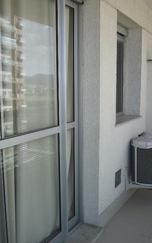 Apartamento para alugar com 77m², 2 quartos e 1 vagaVaranda do Quarto Suite 1