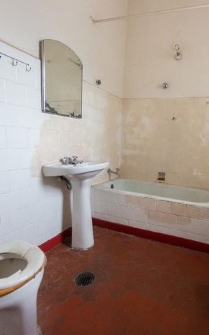 Casa para alugar com 156m², 2 quartos e 2 vagas Casa para alugar com 156m², 2 quartos e 2 vagasBanheiro 2