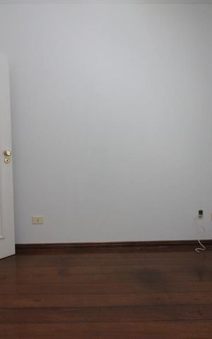Casa à venda com 350m², 4 quartos e 5 vagasSuíte 4