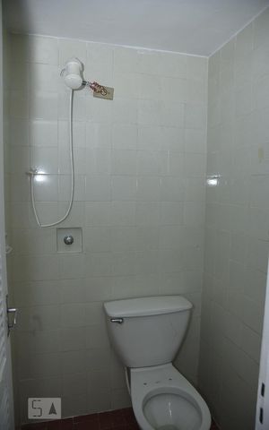 Apartamento à venda com 68m², 2 quartos e 1 vagaBanheiro de Serviço