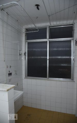 Apartamento à venda com 68m², 2 quartos e 1 vagaÁrea de Serviço