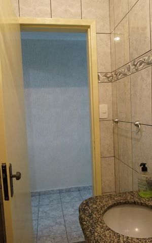 Casa à venda com 100m², 3 quartos e 2 vagasLavabo