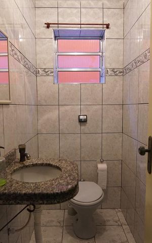 Casa à venda com 100m², 3 quartos e 2 vagasLavabo