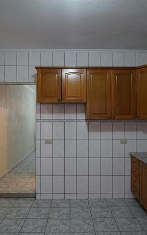 Casa à venda com 100m², 3 quartos e 2 vagasCozinha