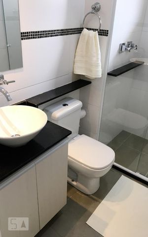 Studio à venda com 36m², 1 quarto e 1 vaga Studio à venda com 36m², 1 quarto e 1 vagaBanheiro