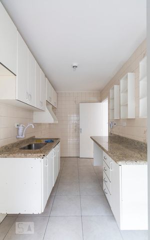 Apartamento à venda com 70m², 2 quartos e 1 vagaCozinha