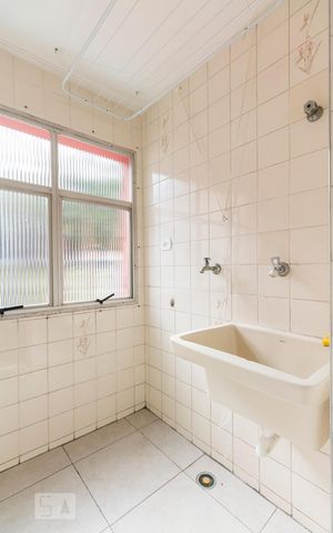 Apartamento à venda com 70m², 2 quartos e 1 vagaÁrea de Serviço