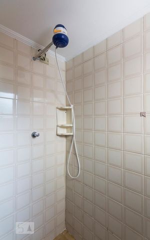 Apartamento à venda com 70m², 2 quartos e 1 vagaBanheiro Social